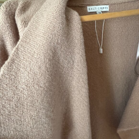 Baltic Born Long Sweater Jacket (S/M) Camel Color, Oversized - Picture 2 of 3